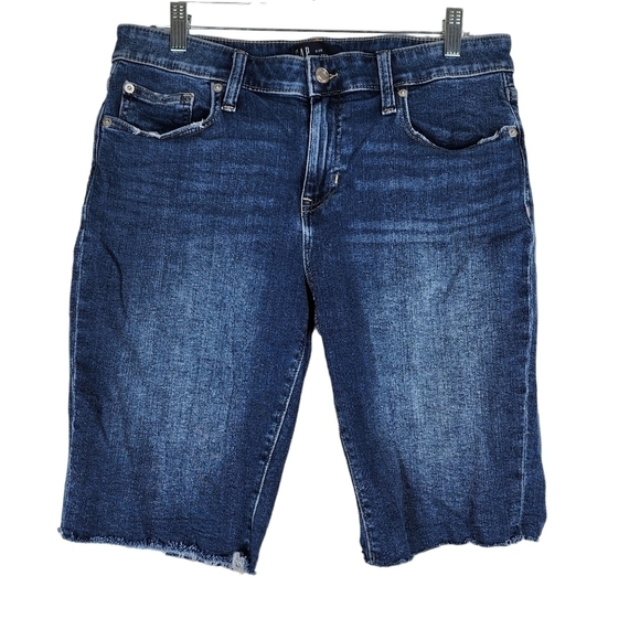 GAP 9" BERMUDA SHORTS - Picture 1 of 5
